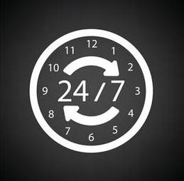 Logo of a clock that indicates a service offered 24 hours a day, 7 days a week in Magog